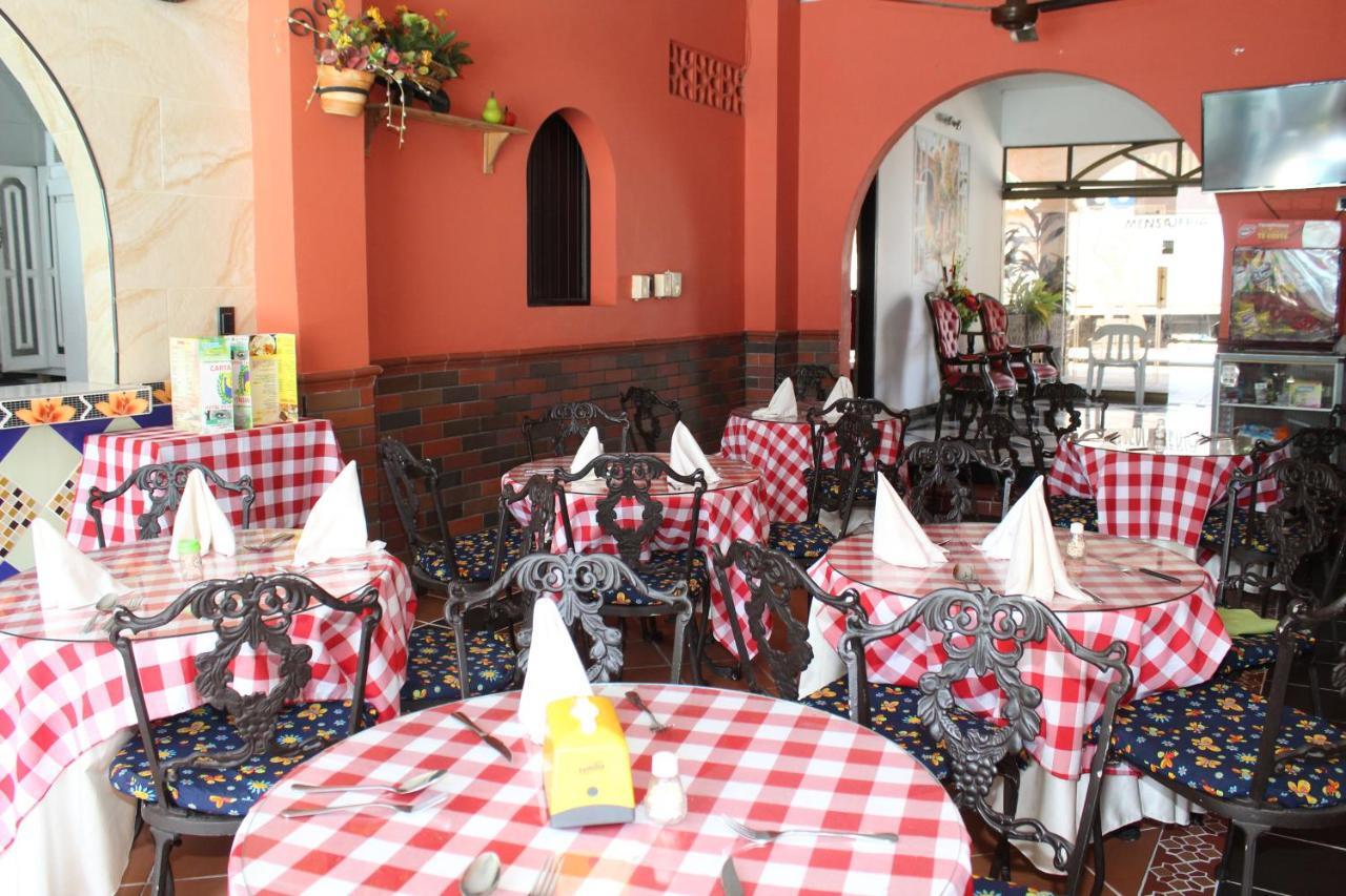 מלגאר Hotel Villa Del Rosario Nuevo מראה חיצוני תמונה
